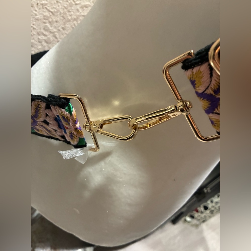 Colorful Embroidered guitar Strap - Picture 4 of 4